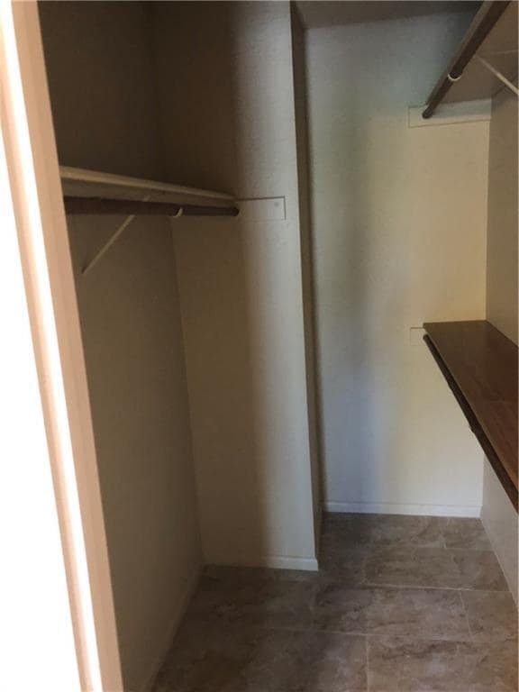 Building Photo - 13359 Water Oak Ln