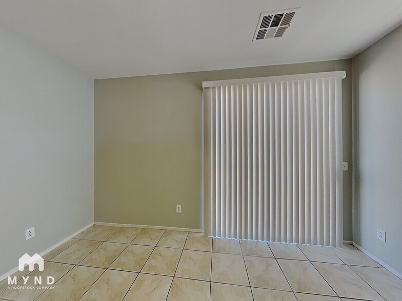 Building Photo - 2500 Birds Nest Cactus Ct