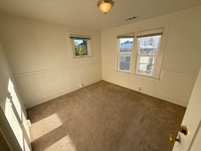Building Photo - RC- 3894-3896 Ruby St., Oakland, CA, 94609