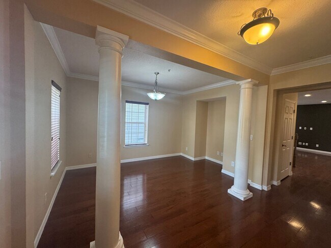 Building Photo - 5364 Penway Dr