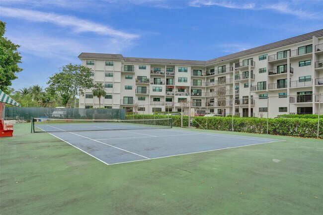 Building Photo - 1301 River Reach Dr