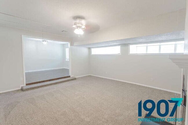 Building Photo - Charming 3-Bedroom Home in Moore with Spac...