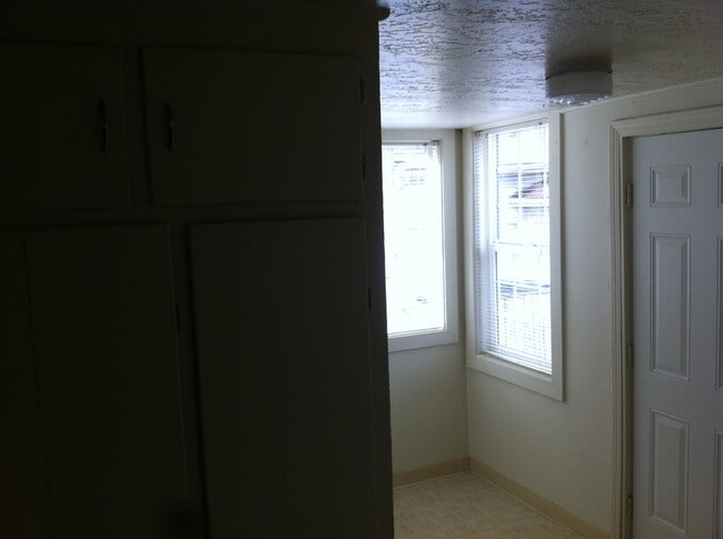 Building Photo - behe02