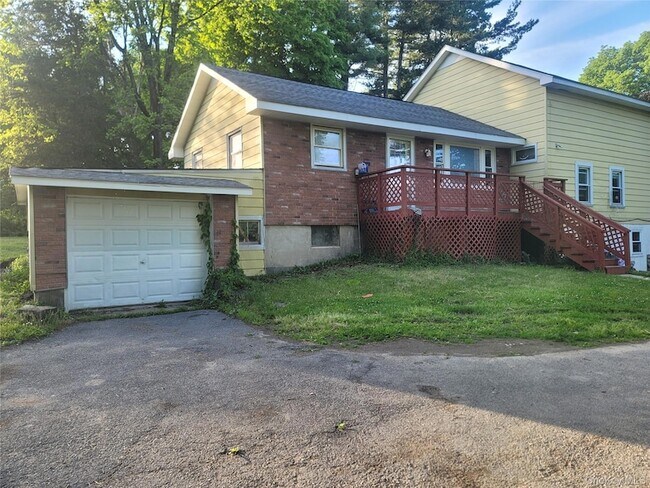 Building Photo - 2250 NY-302