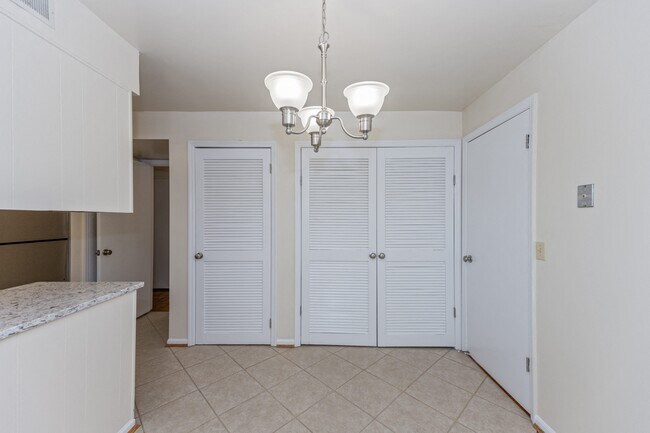 Floorplan - Indian Creek Apartments and Townhomes