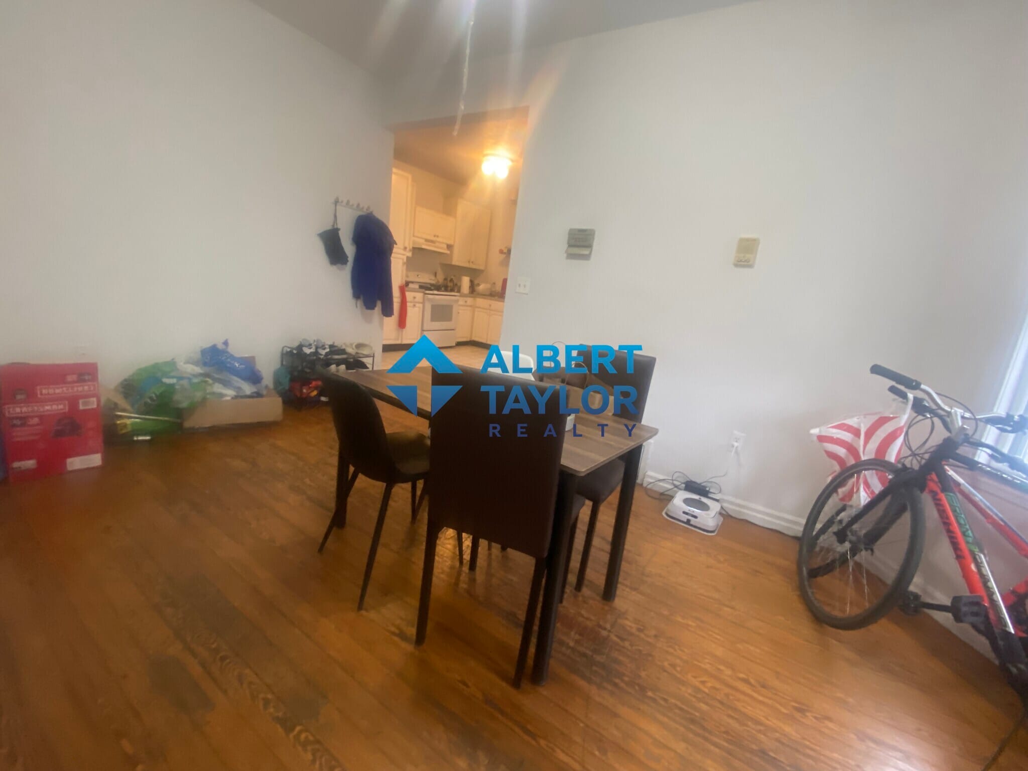 Building Photo - 26 Haskell St