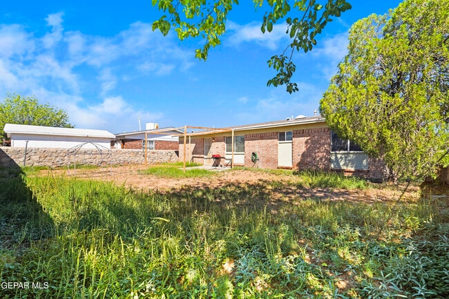 Building Photo - 5712 Longview Dr