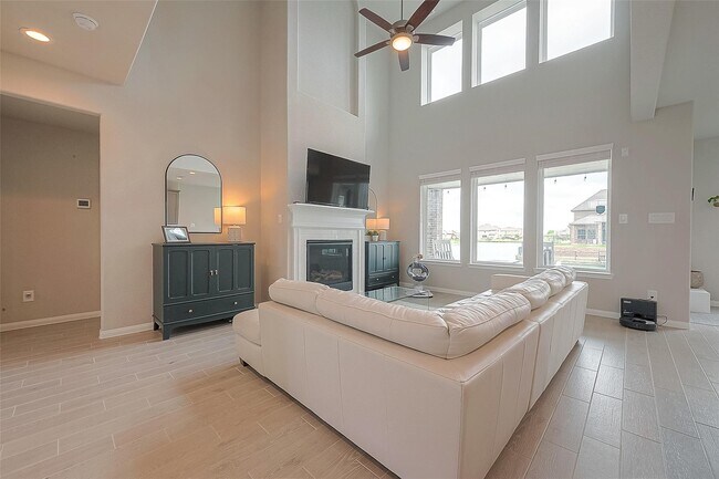 Building Photo - 3706 Savio River Ct