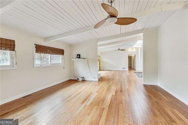 Building Photo - 3121 Lynnray Dr