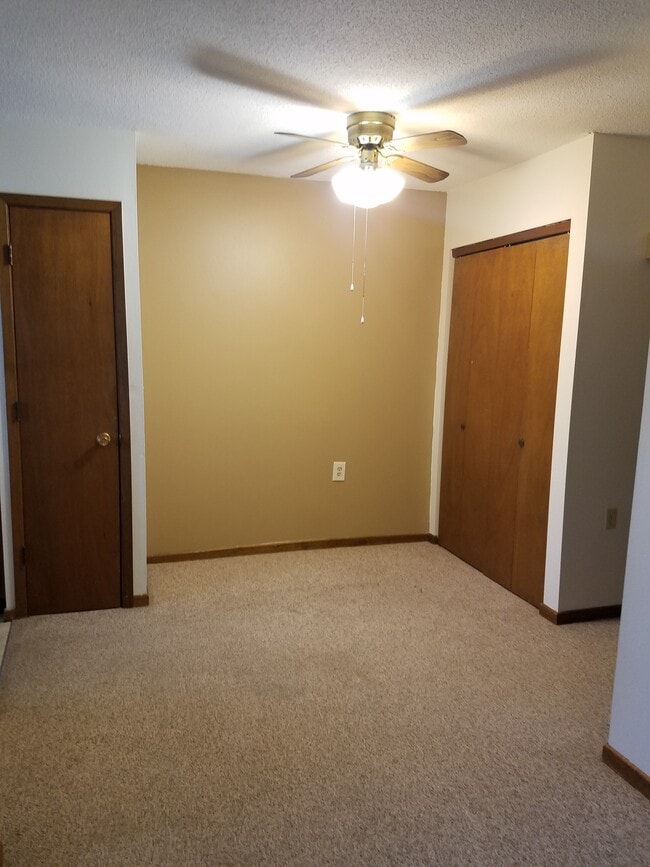 Brookside East Apartments 902 Prince St Grinnell IA 50112 Apartment