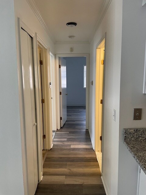 Building Photo - 30602 Oakridge Manor Dr