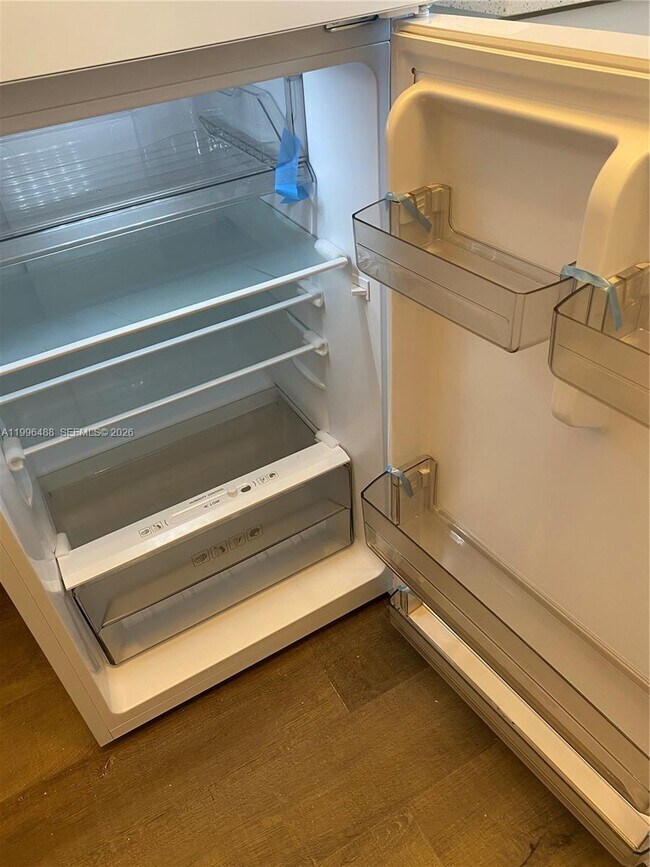 Building Photo - 40 Almeria Ave