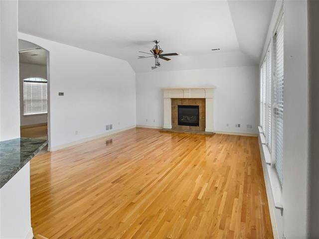 Building Photo - 612 Olympic