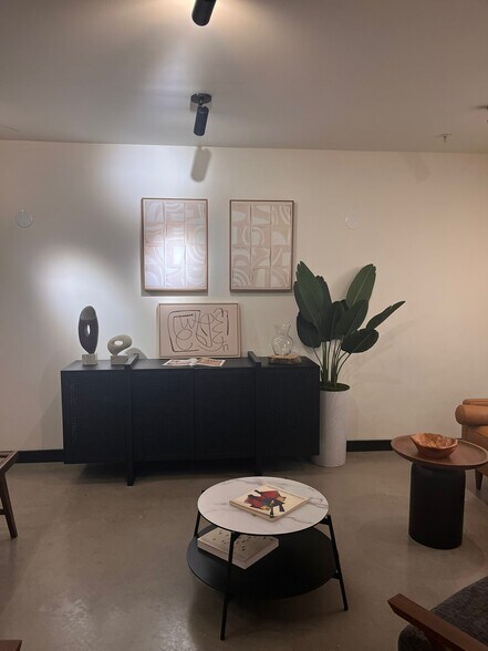 Building Photo - 328 Pacific Ave