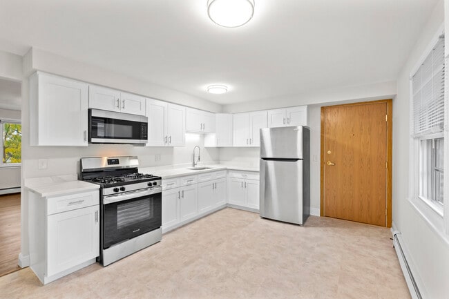Building Photo - 8412 W Gregory St