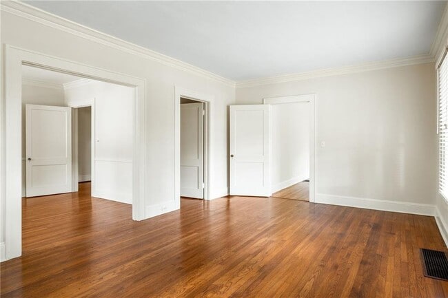 Building Photo - 5450 E Mountain St