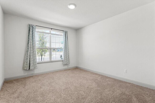 Building Photo - 18017 Nepi Dr