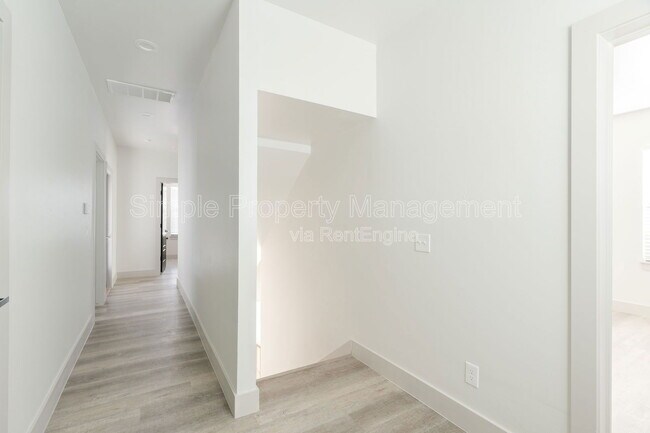 Building Photo - 4005 N Indiana Ave