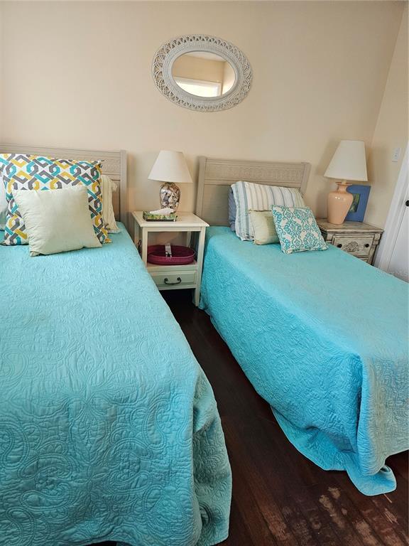 Building Photo - 1255 Tarpon Center Dr