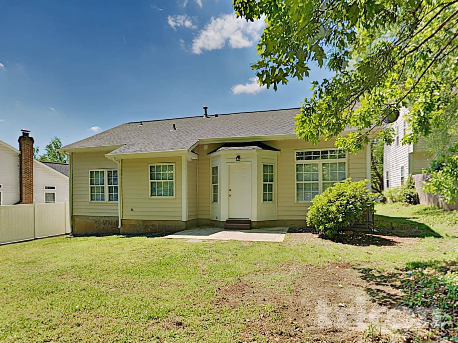 Building Photo - 1725 Josie St