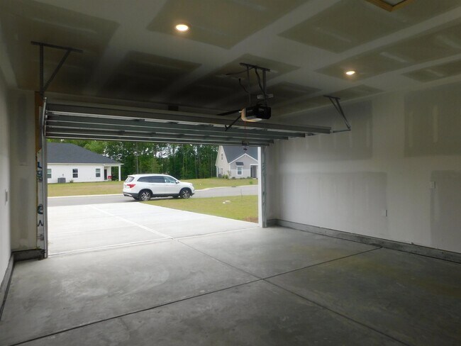 Building Photo - 976 Maya Layne Dr