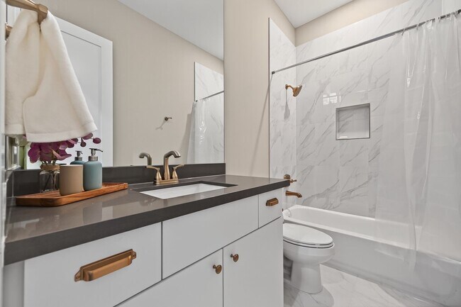 Building Photo - 7507 Faldo Dr