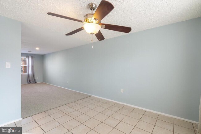 Building Photo - 7633 Allendale Dr