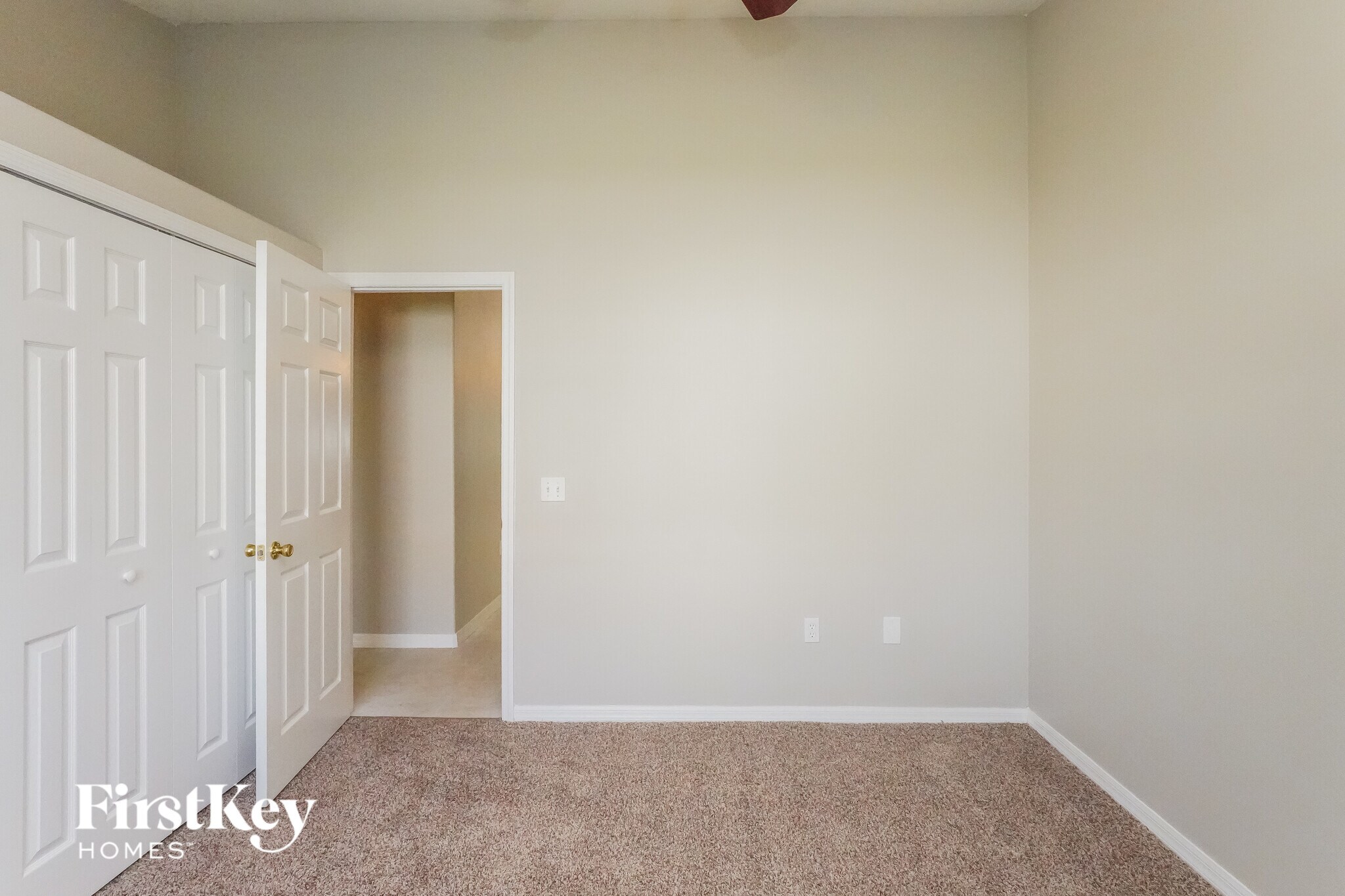 Building Photo - 2513 Balmoral Dr