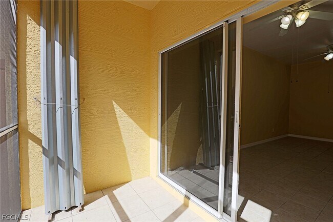 Building Photo - 4259 Bellasol Cir