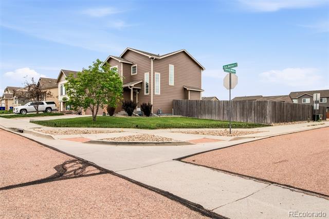 Building Photo - 6005 San Mateo Dr