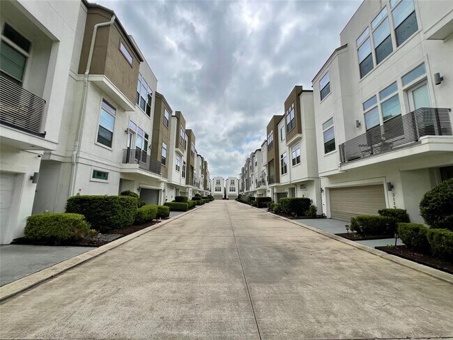 Building Photo - 3102 Mitchell Landing Ct