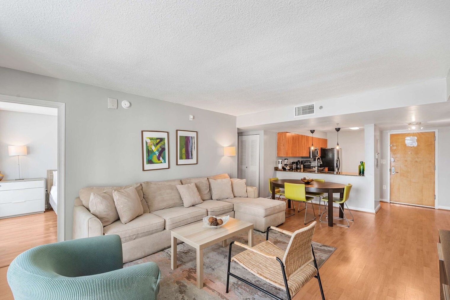 Building Photo - 1200 Brickell Bay Dr