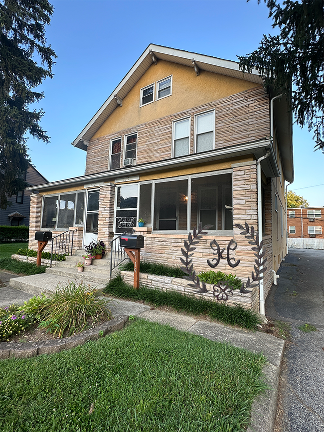 Building Photo - 119 Brunson Ave