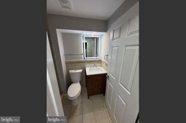 Building Photo - 6111 Richmanor Terrace