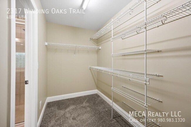 Building Photo - 2317 Winding Oaks Trail
