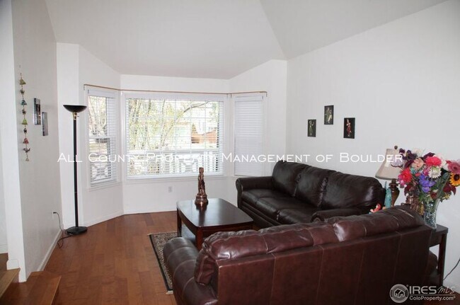 Building Photo - 842 St Andrews Ln