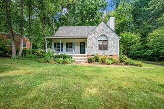 Building Photo - 6608 Wexford Ln
