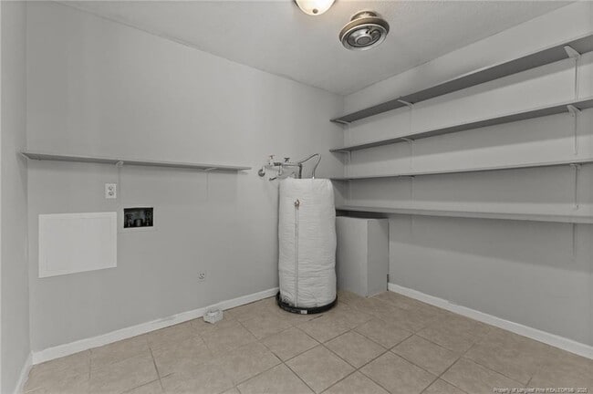 Building Photo - 412 Morley Dr
