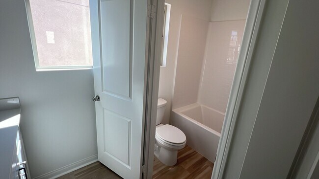 Building Photo - 21469 Thomas Ct