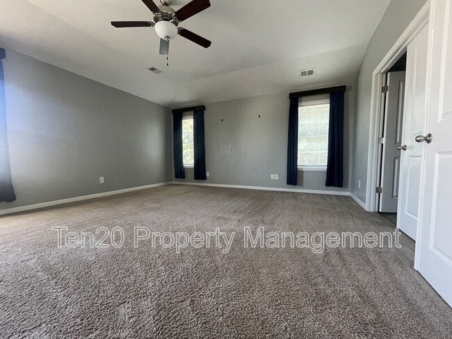 Building Photo - 4955 Brightstar Ln