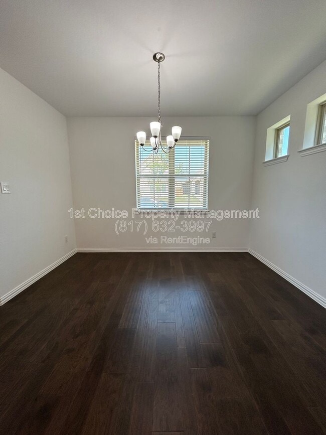 Building Photo - 1448 Sun Gdn Wy