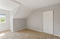 Building Photo - 4 bed 1.5 bath - Completely updated in great Mt. Washington location - central air, washer/dryer