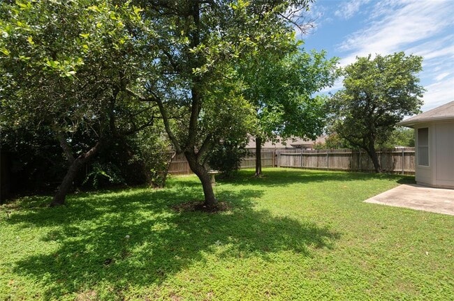 Building Photo - 609 Sunny Brook Dr