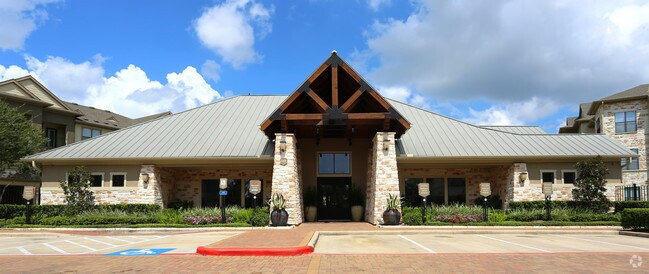 Leasing Office - Camden Yorktown