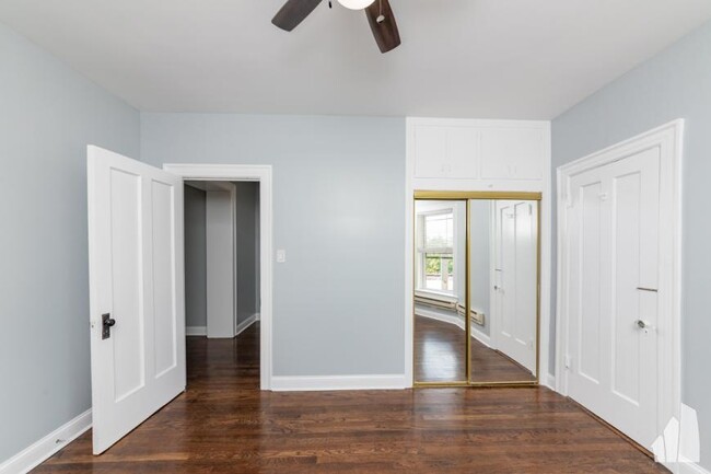Building Photo - 5 bedroom in Evanston IL 60202