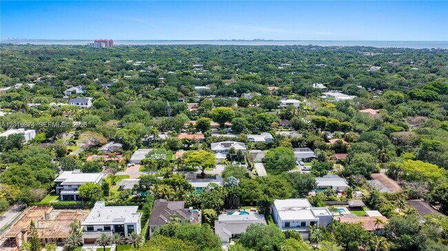 Building Photo - 7830 SW 53rd Pl