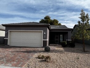 Building Photo - 8017 S 6th Dr.