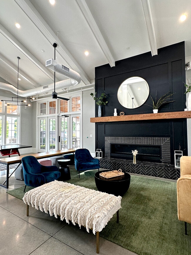 Building Photo - 5006 Distillers Ln