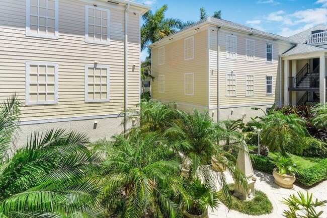 Building Photo - 276 Murcia Dr