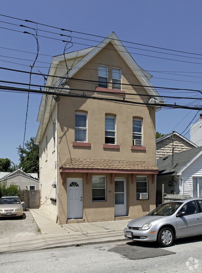 Building Photo - 57 Robin Rd